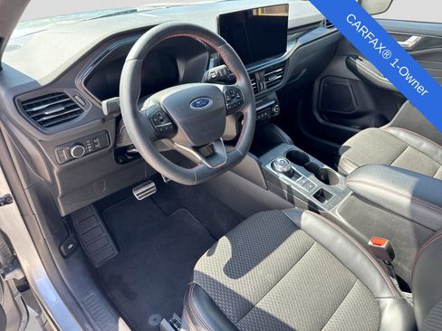 Used 2024 Ford Escape ST-Line w/ Tech Pack #1 AWD/4WD image 2