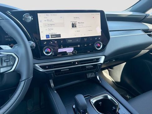 New 2026 Lexus RX 350h AWD/4WD image 29