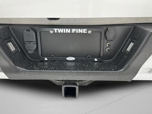 Used 2019 Ford F150 XLT w/ Equipment Group 302A Luxury AWD/4WD image 9