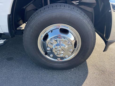 Used 2024 RAM 3500 Big Horn image 20