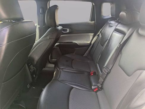 Used 2024 Jeep Compass Latitude AWD/4WD image 13