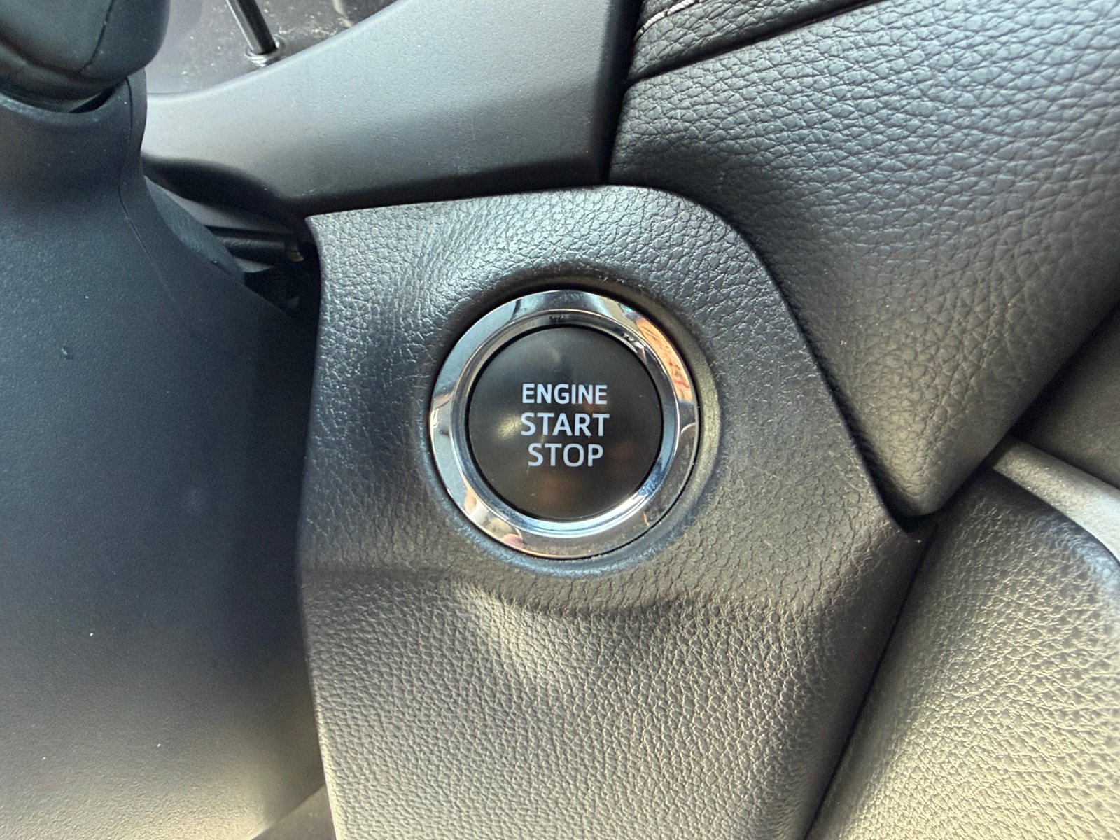Certified 2025 Toyota RAV4 XLE AWD/4WD image 20