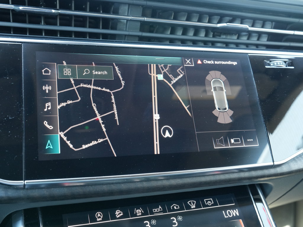 Used 2019 Audi Q8 Prestige AWD/4WD image 34