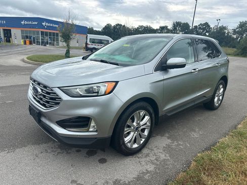 Used 2021 Ford Edge Titanium AWD/4WD image 4