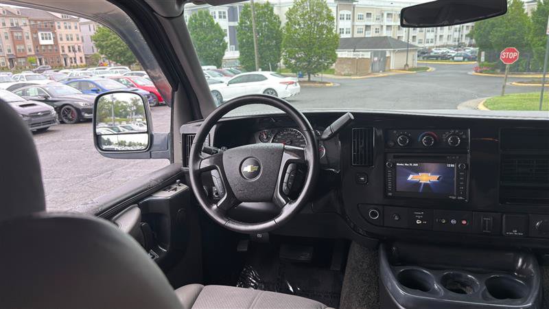 Used 2015 Chevrolet Express 2500 Extended RWD image 29