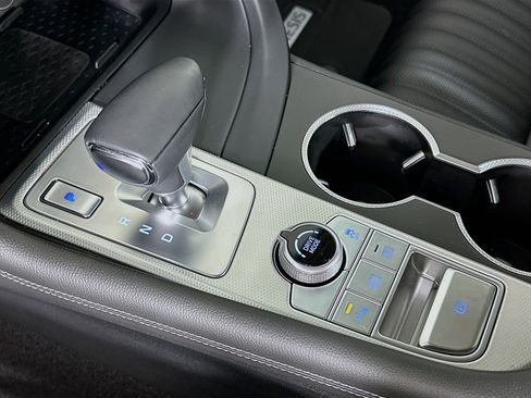 Used 2026 Genesis G70 2.5T Prestige image 25