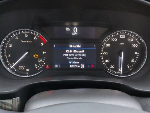 Used 2020 Cadillac XT4 Premium Luxury image 33