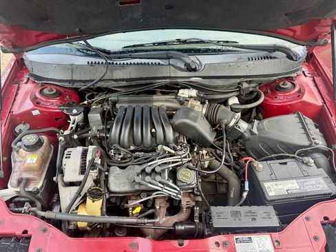 Used 2002 Ford Taurus LX FWD image 16