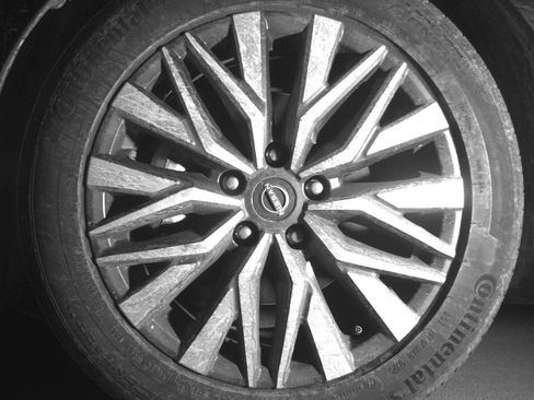 Used 2025 Nissan Altima 2.5 SV image 12