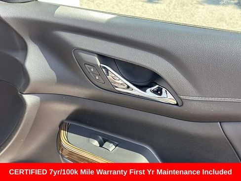 Used 2023 GMC Acadia SLE w/ Driver Convenience Package AWD/4WD image 10