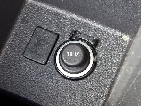 Used 2018 Volkswagen Passat 2.0T S FWD image 28