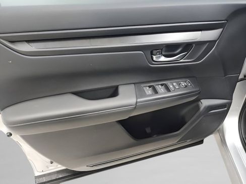 Certified 2025 Honda CR-V EX image 24