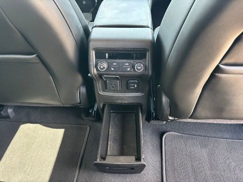 Used 2017 GMC Acadia Denali w/ Technology Package AWD/4WD image 35