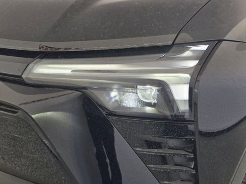 New 2025 Chevrolet Blazer EV LT w/ Midnight/Sport Edition FWD image 9