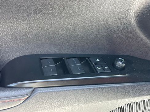 Used 2025 Toyota Camry XSE FWD image 6