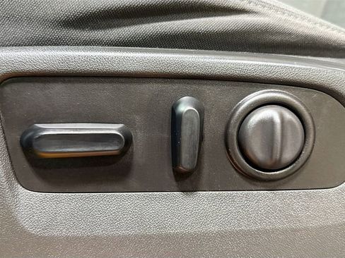 Used 2021 GMC Sierra 1500 Elevation image 20