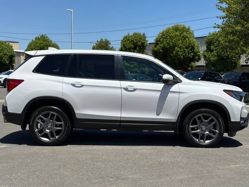 Certified 2023 Honda Passport EX-L image 3