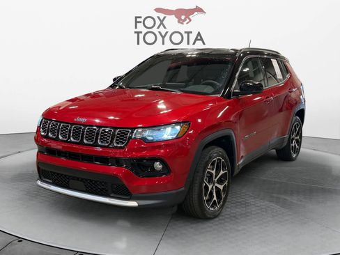 Used 2025 Jeep Compass Limited AWD/4WD image 1
