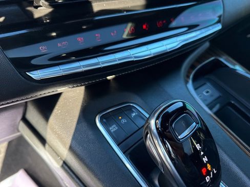 Used 2023 Cadillac Escalade ESV Premium Luxury w/ Performance Package image 30