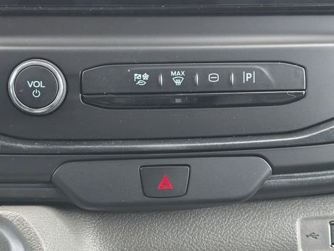 New 2026 Ford Transit 250 148 Medium Roof image 18