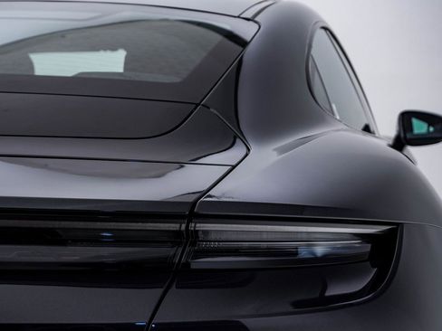 Used 2020 Porsche Taycan 4S image 13