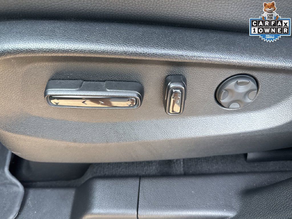 Used 2025 Honda Odyssey Elite image 10