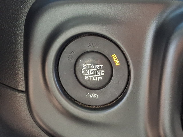 Used 2023 Jeep Wrangler Unlimited Rubicon 4xe AWD/4WD image 17