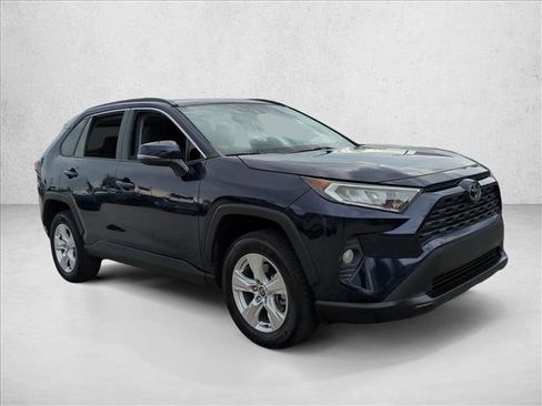 Certified 2021 Toyota RAV4 XLE w/ Convenience Package FWD image 3