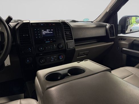 Used 2018 Ford F150 XL w/ Equipment Group 101A Mid AWD/4WD image 20