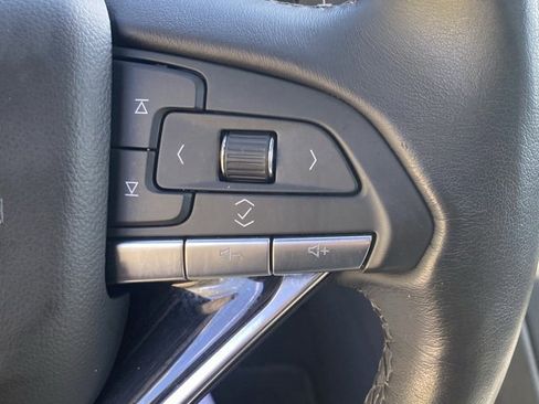 Used 2023 Cadillac XT6 Premium Luxury w/ Technology Package image 19