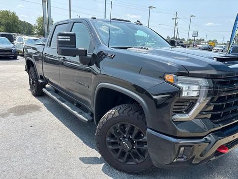 Used 2026 Chevrolet Silverado 2500 LT w/ Trail Boss Package AWD/4WD image 4