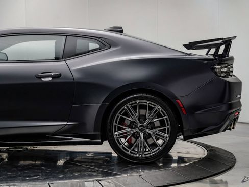 Used 2024 Chevrolet Camaro ZL1 RWD image 11
