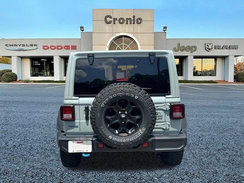 Used 2023 Jeep Wrangler Unlimited w/ Sun & Screen Package AWD/4WD image 4