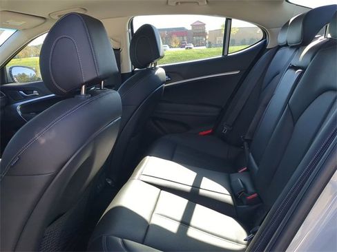 New 2026 Genesis G70 2.5T image 12