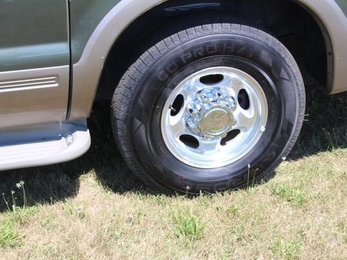 Used 2001 Ford Excursion Limited RWD image 26