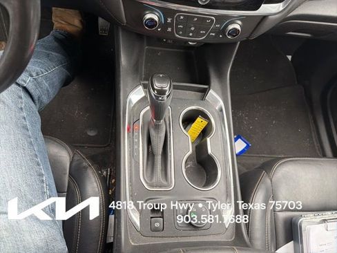 Used 2020 Chevrolet Traverse RS AWD/4WD image 22