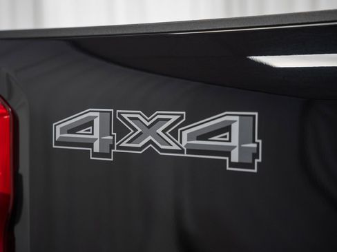 Certified 2024 Ford F250 Lariat w/ Lariat Ultimate Package image 27