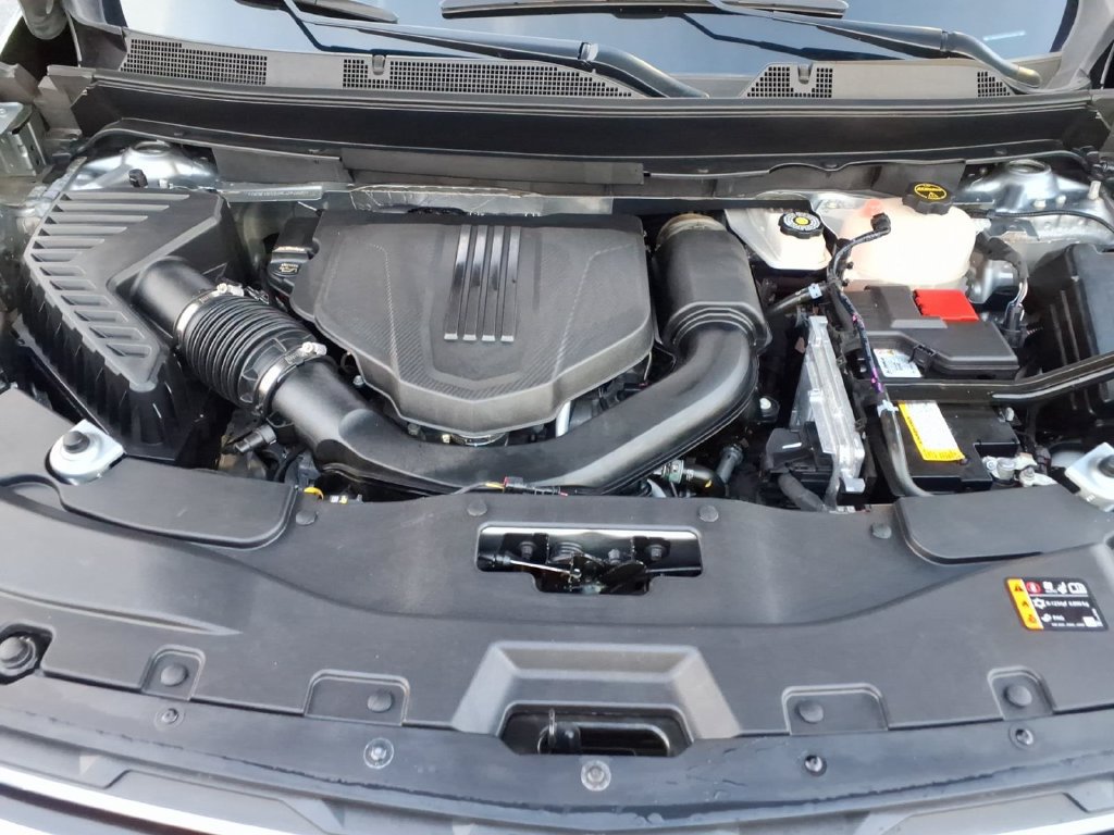 Used 2024 Chevrolet Traverse LT AWD/4WD image 31