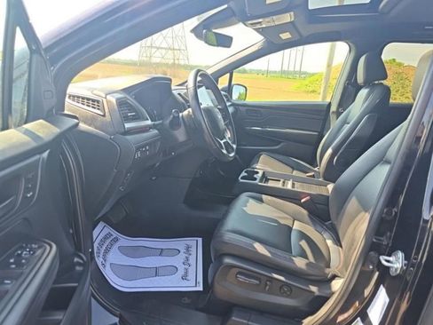 Used 2023 Honda Odyssey Sport image 12