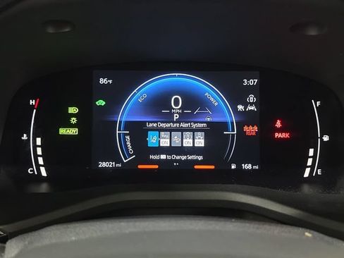 Certified 2025 Toyota Camry SE w/ Convenience Package AWD/4WD image 18