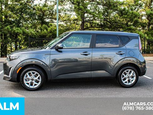Used 2025 Kia Soul LX w/ LX Technology Package FWD image 6