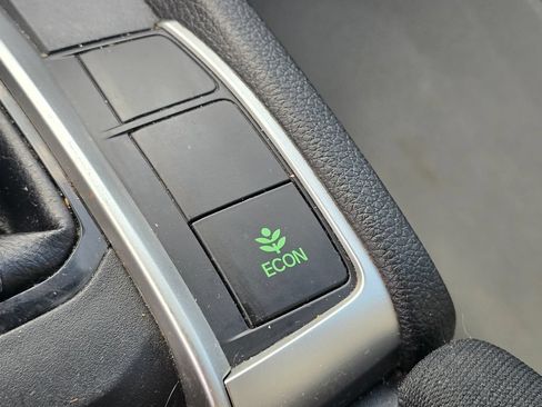 Used 2019 Honda Civic LX image 20