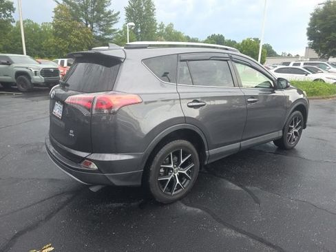 Used 2018 Toyota RAV4 SE w/ Power Extra Value Package AWD/4WD image 8