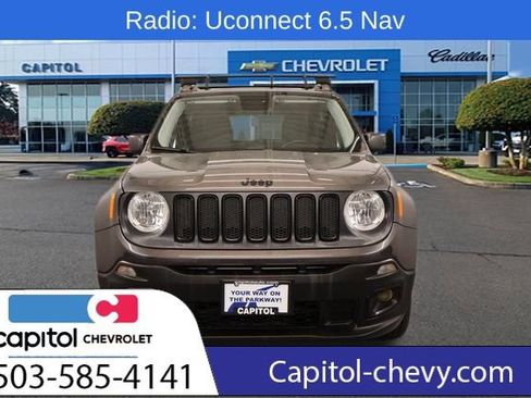 Used 2016 Jeep Renegade Latitude image 8