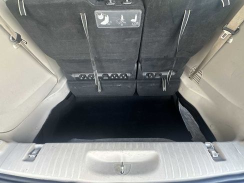 Used 2021 Chrysler Pacifica Touring-L image 18