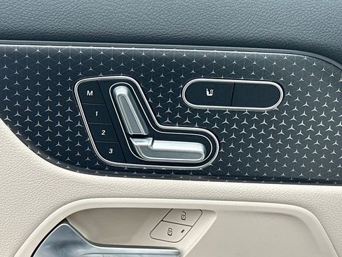 New 2026 Mercedes-Benz GLA 250 4MATIC image 11