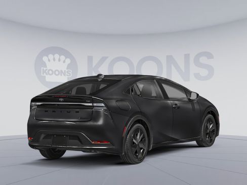 Used 2023 Toyota Prius Prime Premium w/ Advanced Technology Package FWD image 2