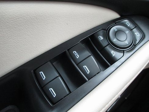 Certified 2022 Buick Enclave Avenir w/ Avenir Technology Package image 27