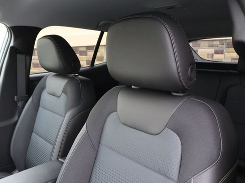 New 2026 Chevrolet Trax LT w/ Driver Confidence Package image 15