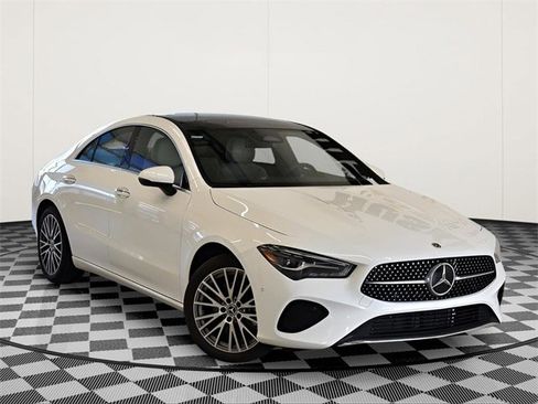 New 2025 Mercedes-Benz CLA 250 4MATIC image 1
